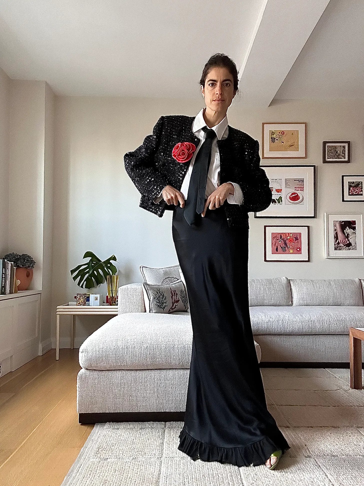 how to dress a long black skirt How to Style a Long Black Skirt - Natalie