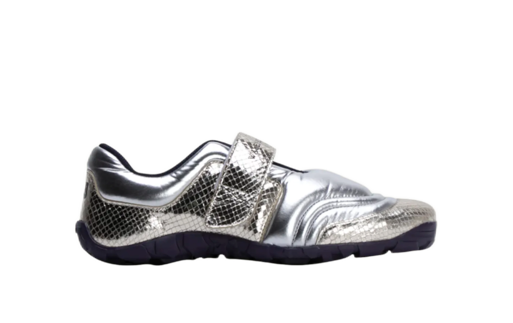 Mixed Metallic Grip Modern Sneakers