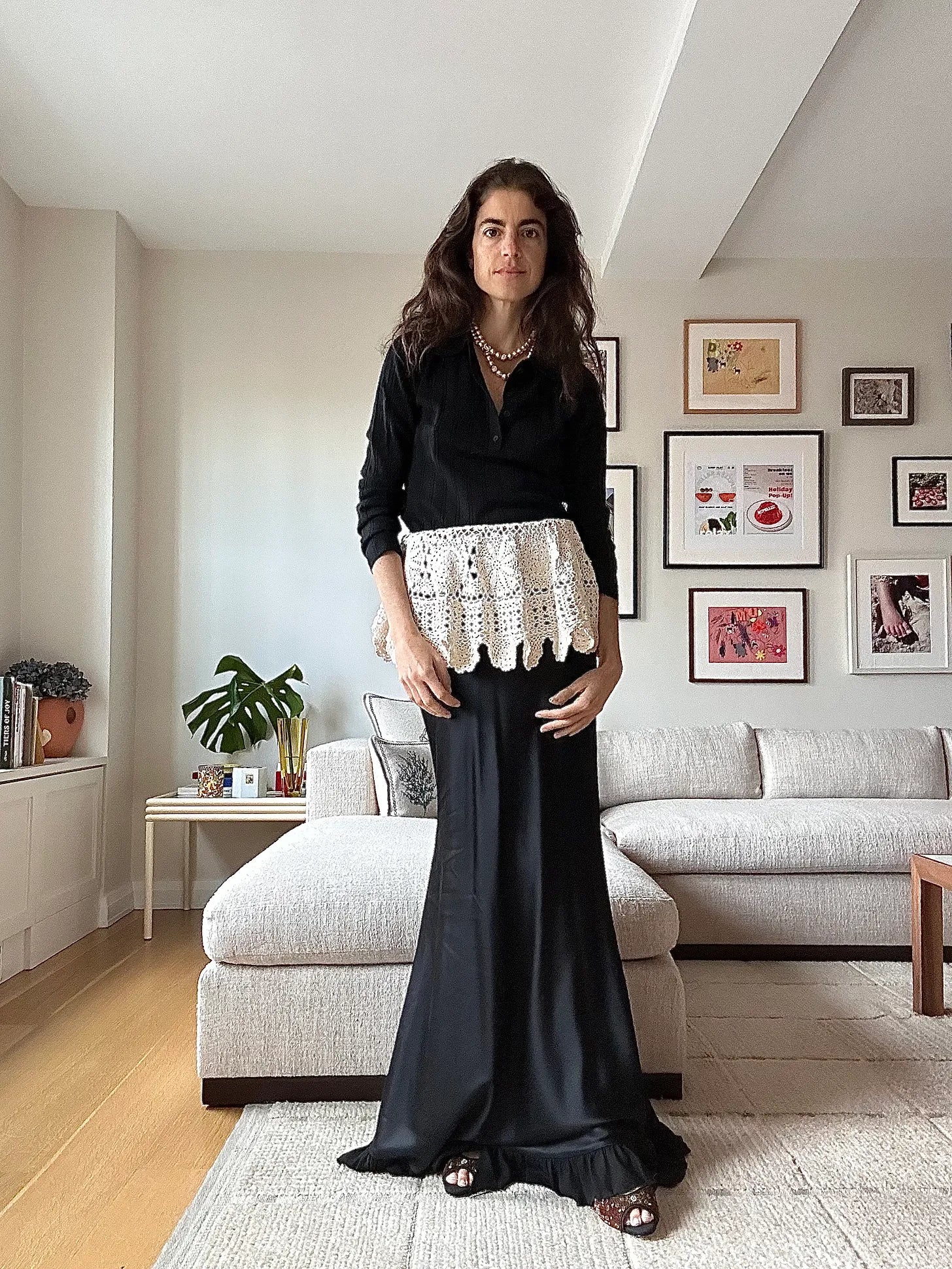 20 Outfits That Look Best With a Black Maxi Skirt | Who What Wear